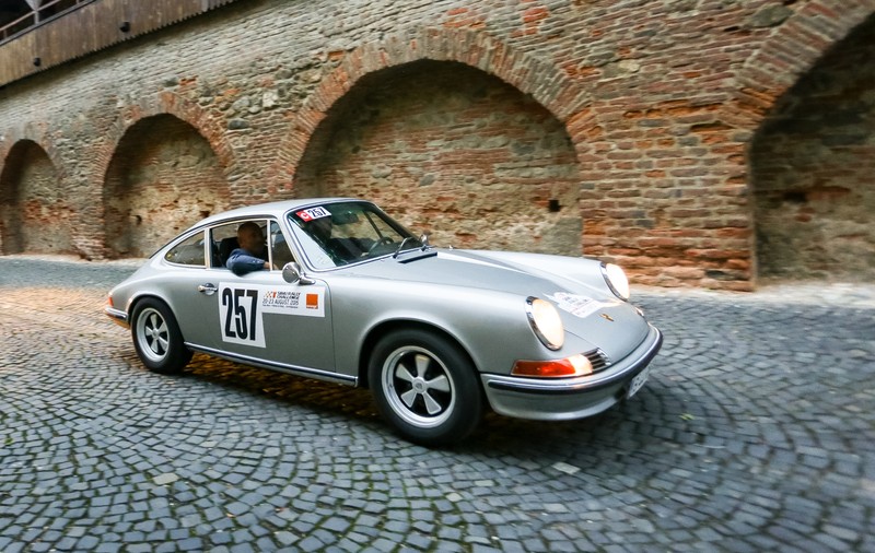 În 2016, Sibiul e capitala mașinilor legendare. Sibiu Rally Challenge, în calendarul Federației Internaționale de Vehicule Istorice
