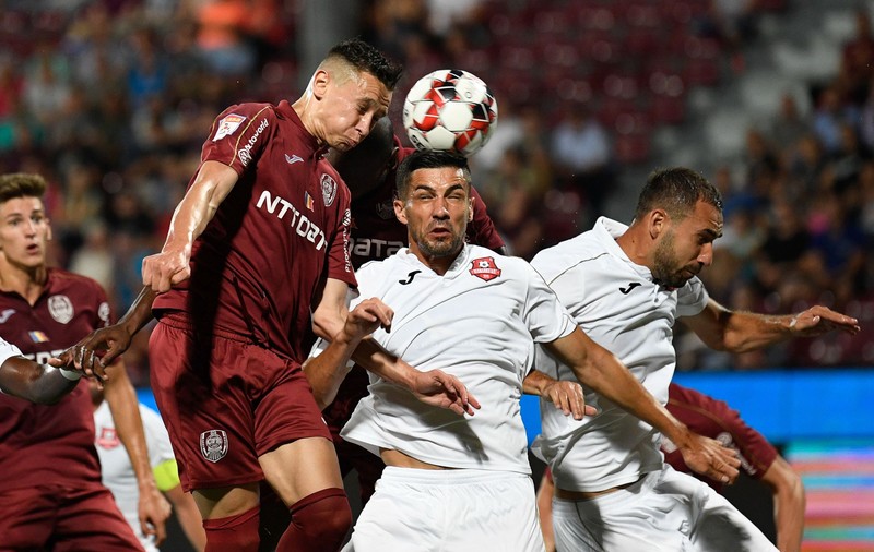 CFR Cluj se califică în play-off-ul Ligii Campionilor după un meci nebun cu Celtic Glasgow