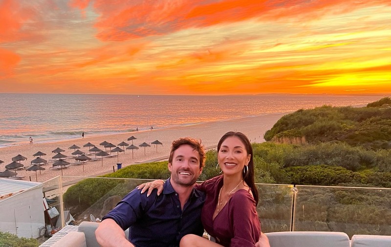 Nicole Scherzinger s-a logodit: „Am spus DA”. Este într-o relație de 3 ani cu Thom Evans