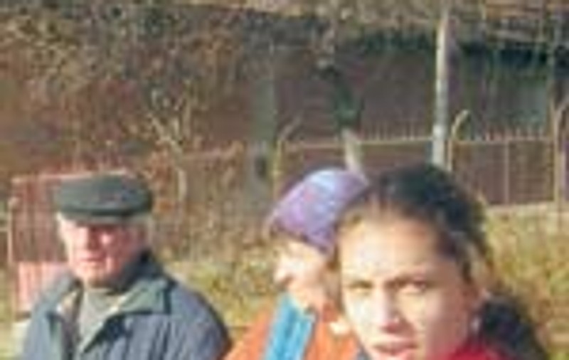Familie impuscata de sotul gelos
