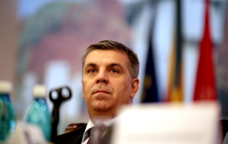Cine este Valeriu Zgonea, noul șef al Autorității care reglementează comunicațiile: inginer CFR, masterate la instituțiile de forță, președinte al Camerei Deputaților, achitat de justiție