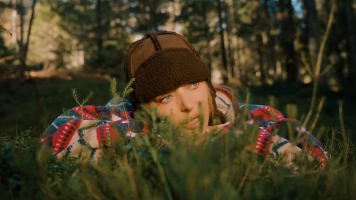 Delia matache a lansat pe YouTube videoclipul „Du-mă la munte”