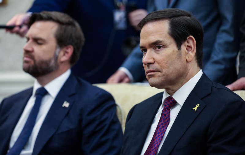 300 de gărzi și două blindate pentru J.D. Vance și Marco Rubio, la ceremonia de deschidere a Jocurilor Olimpice de iarnă 2026. Delegația oficială a SUA a ajuns în Italia cu 14 avioane, dintre care 3 cargo