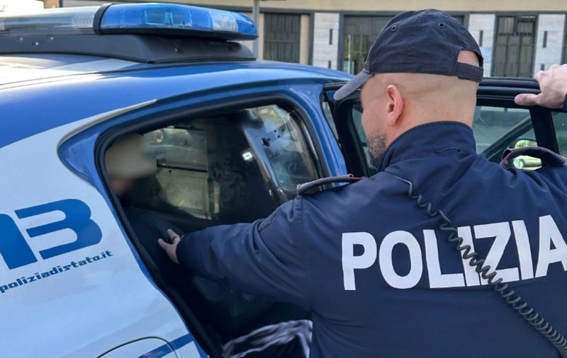 Român căutat în toată Europa, trădat de propriul tatuaj. A fost prins și urmează să fie adus în țară