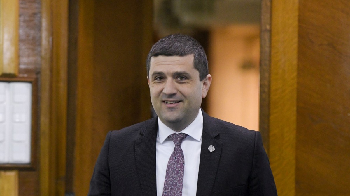 Radu Miruţă, ministrul USR al Apărării, nu s-a referit prea mult la fermierii români care vor avea de suferit după Acordul Mercosur-UE