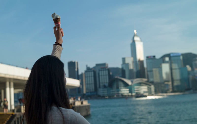În Hong Kong se vinde îngheţată cu aromă de gaz lacrimogen