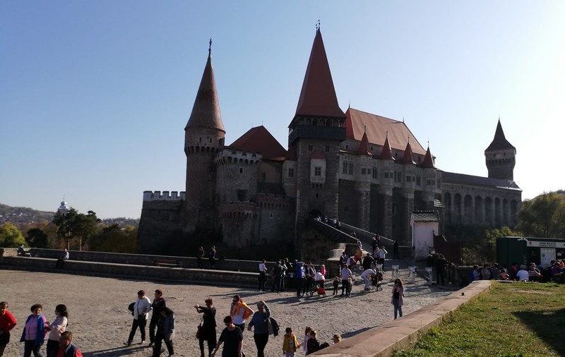 Încep lucrările de restaurare la Castelul Corvinilor, care vor dura aproape doi ani. Care va fi programul de vizitare, în timpul șantierului