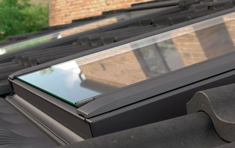 De ce merită să alegi o fereastră de mansardă VELUX GBL atunci când acoperișul are o pantă între 10 și 20 de grade
