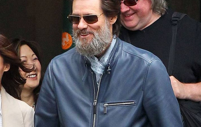 La 53 de ani, Jim Carrey aprinde și reaprinde flacăra iubirii cu o prospătură 