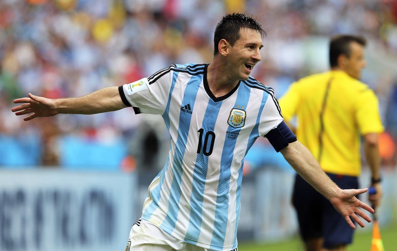 Meciul RECORDURILOR: Ce bariere au doborât Messi şi nigerienii