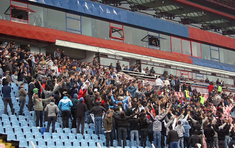 Pedeapsa Stelei redusă - derby-ul cu Rapid, tot fără spectatori
