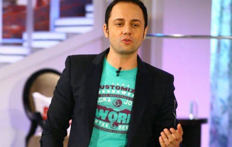 Măruţă, scandal în emisiune cu un fals preot: "Nu vă cred, sunteţi un mincinos şi un şarlatan"