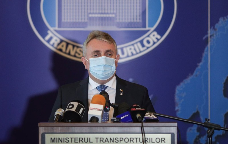 Lucian Bode a anunțat că Radu Gavriș a fost înlocuit din funcția de coordonator al campaniei de luptă anti-Covid, după ce a fost filmat într-un restaurant