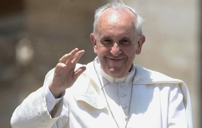 Oboseala, bat-o vina! Papa Francisc a admis că mai adoarme la rugăciunea de seară
