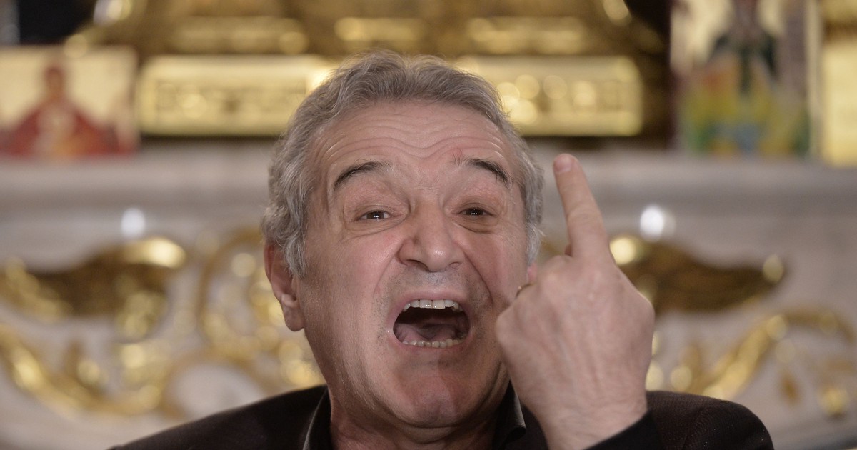 Gigi Becali a urmărit meciul CSA Steaua - Rapid
