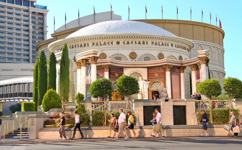 Dacă vrei să te întorci în timp, cazează-te la Caesar’s Palace