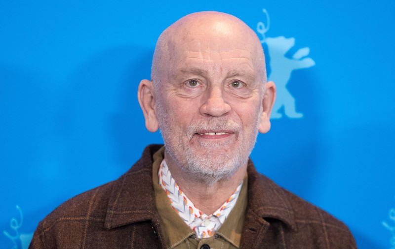 John Malkovich, la Timișoara. Actorul american va juca în piesa „Comedie infernală”