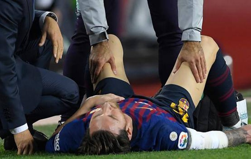 Leo Messi, fractură la mâna dreaptă. Pierde meciurile cu Inter Milano și cu Real Madrid