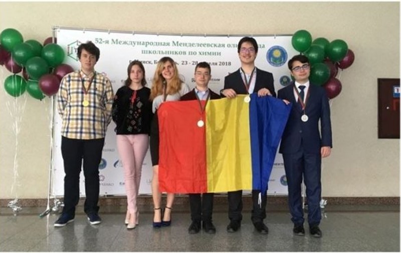 Elev de clasa a XII-a din Iași, medaliat cu aur la olimpiada de chimie