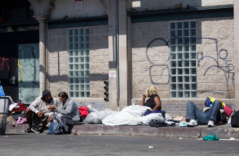 În cartierul Skid Row e cea mai mare aglomerare de oameni ai străzii din L.A.