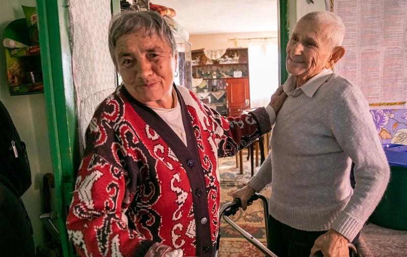 În plină critică națională la adresa medicilor, cum arată viața grea și scrisoarea emoționantă ale unui bătrân care le mulțumește doctorilor că i-au ținut moartea la ușă