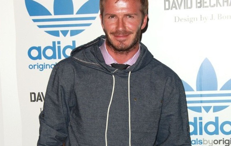Video | Beckham a vrut să lovească un fan care i-a strigat: "Mai lasă prostituatele"