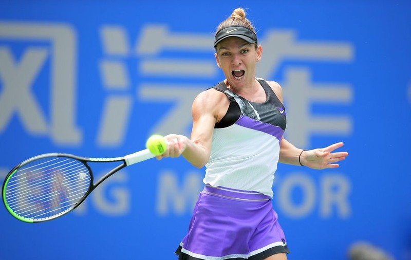 Simona Halep, victorie fără emoții în primul tur de la Beijing, dar nelipsită de nervi