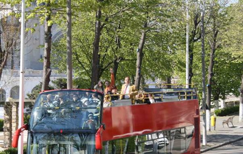 Vom avea autobuze turistice supraetajate în Bucureşti