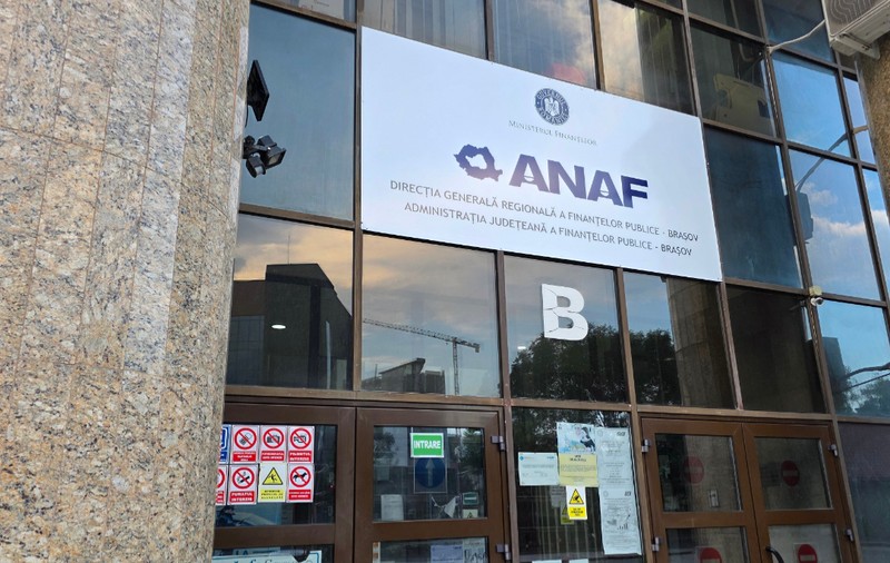 Noua metodă de fraudă care golește conturile firmelor. Escrocii se folosesc de numele ANAF