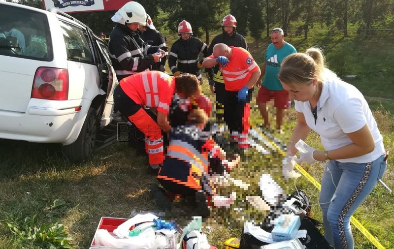 Un tânăr a murit și alte două persoane au fost rănite într-un accident produs în Botoşani