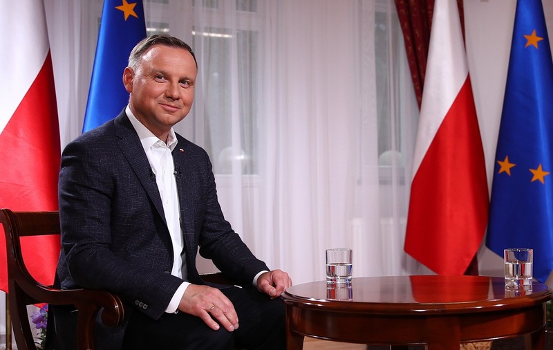 Președintele Poloniei, Andrzej Duda, infectat cu coronavirus. Care este starea șefului de stat