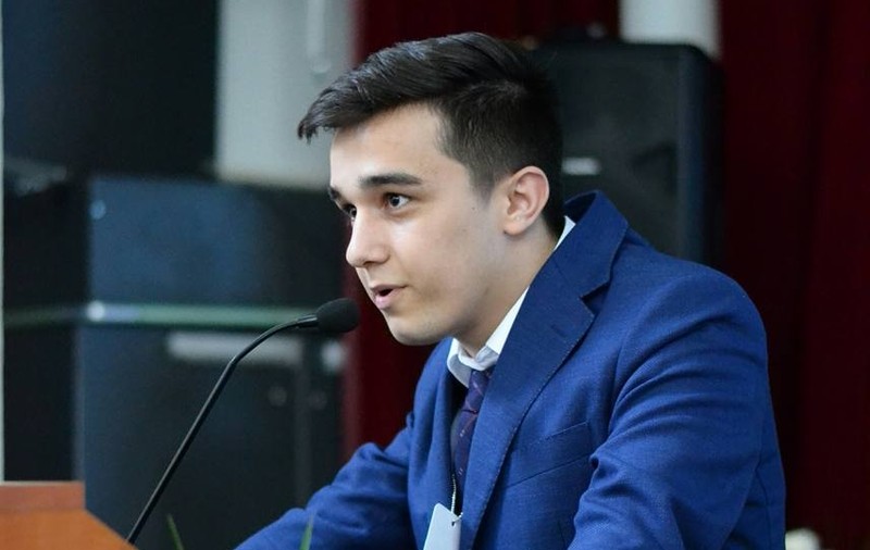 Colegiul V.A. Alecsandri din Galați vrea să schimbe regulamentul intern, după petiția elevului care reclamă că liceenii sunt lipsiţi de libertate