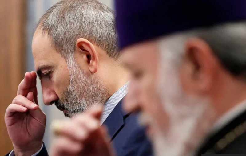 Scandal politic în Armenia: Premierul îl acuză pe șeful Bisericii că are un copil: „Mergeți să vă faceți de cap cu soția unchiului. Ce vreți de la mine?”