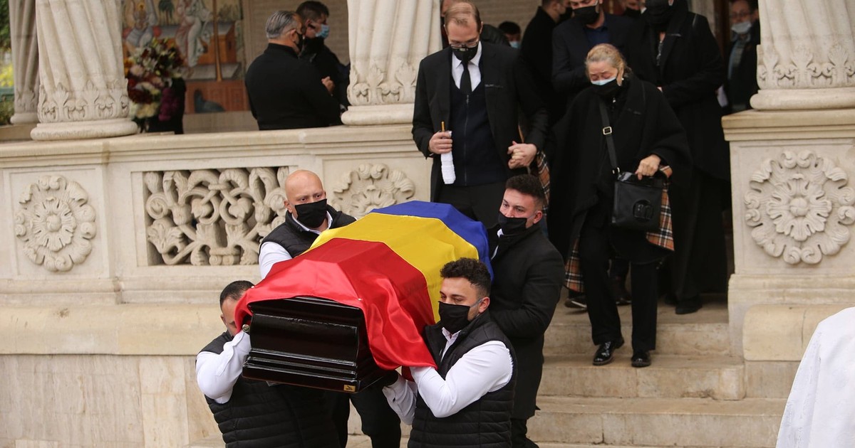Înmormântare Vladmir Găitan sursa foto: Dumitru Angelescu