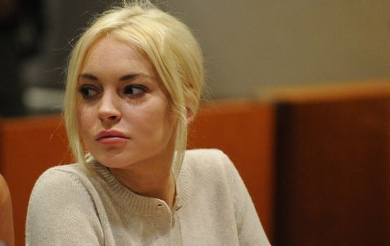 Lindsay Lohan ar putea juca rolul lui Elizabeth Taylor