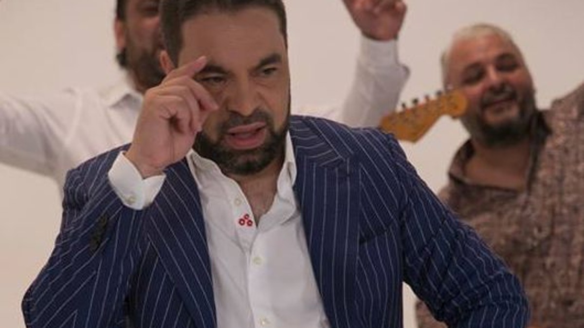 Florin Salam nu mai are telefon de 4 ani. A spus care este motivul