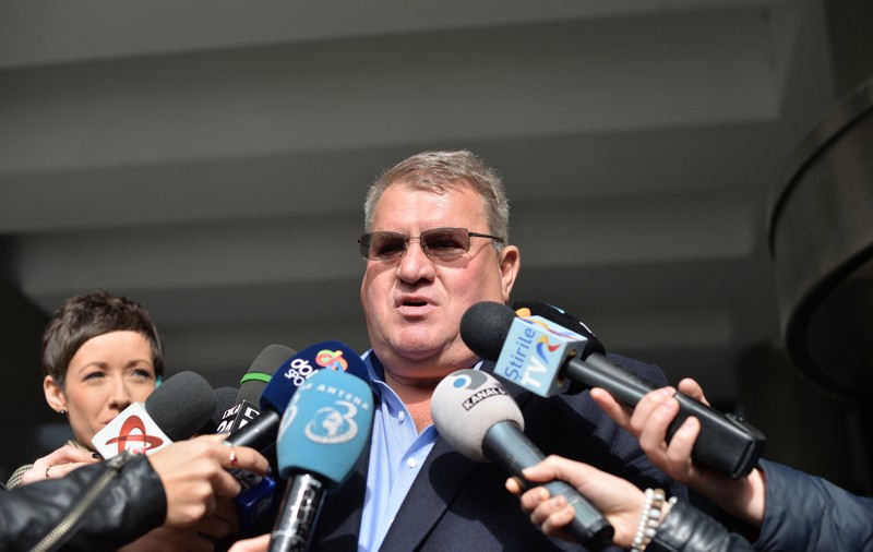 Probleme pentru CFR Cluj: Arpad Paszkany şi Iuliu Mureşan rămân sub control judiciar încă 60 de zile