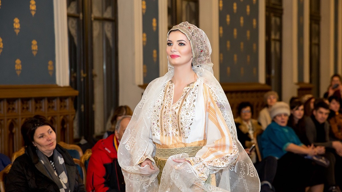 Iile românești, în deschiderea Feeric Fashion Week 2018