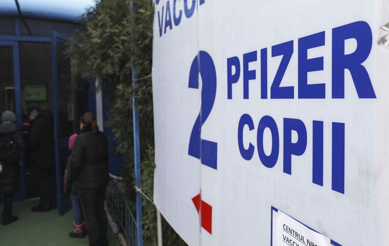 390 de copii, vaccinați anti-COVID în prima zi a campaniei pentru grupa de vârstă 5-11 ani. Câți au fost înscriși în platformă