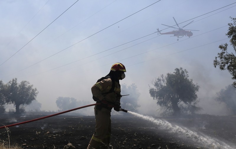 Atenționare de călătorie pentru Grecia, emisă de MAE. Risc de incendii în mai multe zone