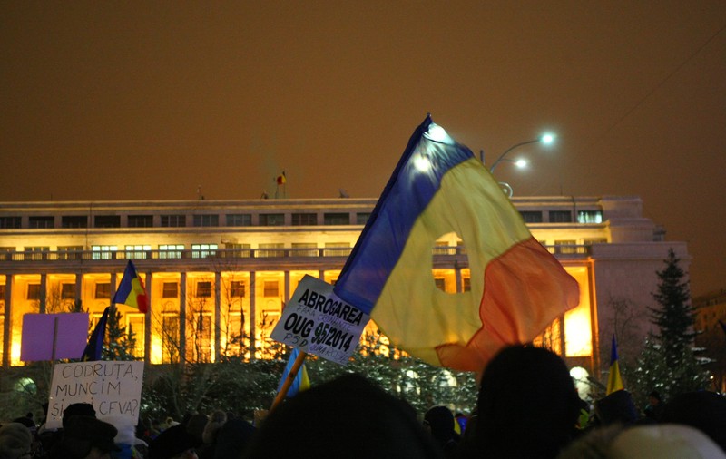 Financial Times despre România: Clasa politică nu mai corespunde aspirațiilor generației de români născuți după căderea comunismului