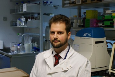 Ștefan Dascălu, cercetător în imunologie la Universitatea Oxford din Marea Britanie