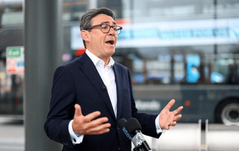 Brexitul revine în centrul disputei politice din Marea Britanie. Ce urmărește Andy Burnham și ce riscuri vede un jurnalist român stabilit în Anglia