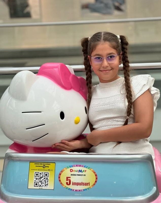 Imagini adorabile cu fiica lui Connect-r și a Mishei. Maya a împlinit 11 ani și își dorește să se mute în Coreea