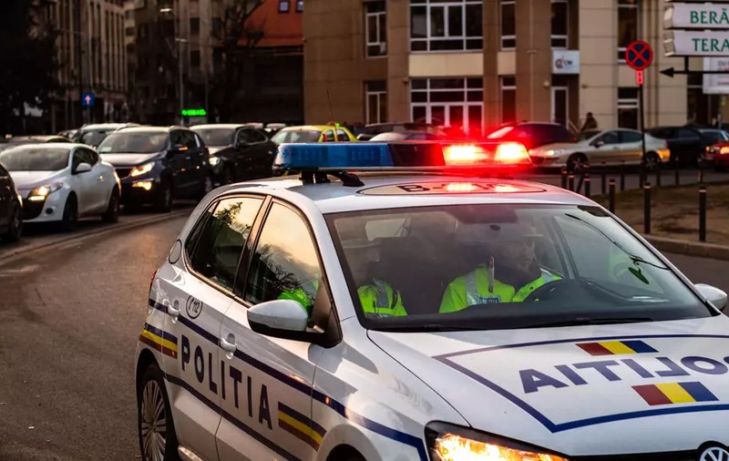 Avertismentul Poliţiei Române: Nu deţinem roboţi telefonici care să apeleze pentru noi