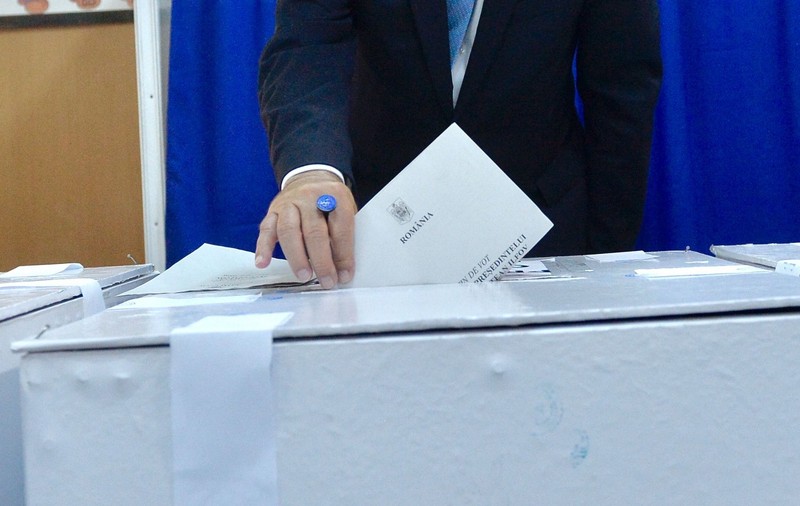 Cererea MAI de prelungire a votării după ora 21.00 a fost respinsă de BEC