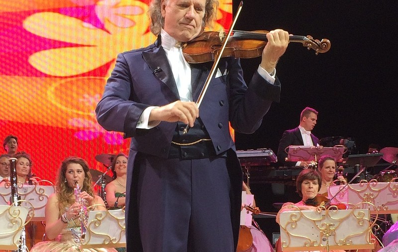Andre Rieu va concerta la Cluj, pentru prima dată de când a susținut spectacole în România. Cât costă biletele