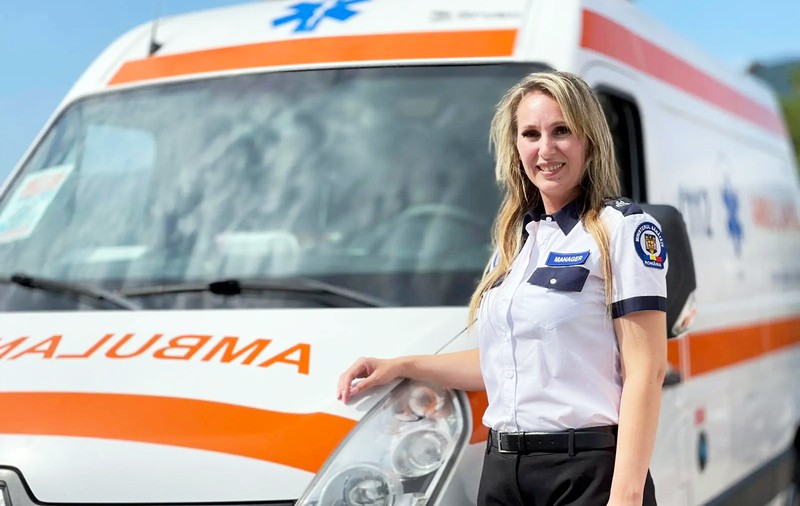 INVESTIGAȚIE. Se întâmplă în România: este manager interimar la Ambulanţă de 9 ani. E medic și în alt oraș