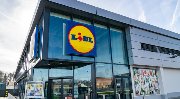 Fațada unui magazin Lidl