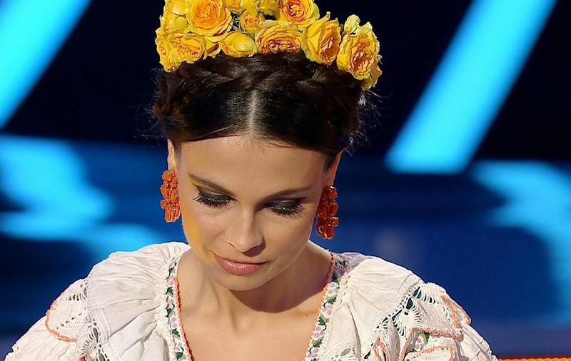 Anca Serea a ajuns pe mâna medicilor. I-au interzis să mai danseze. Vedeta a izbucnit în lacrimi pe scenă